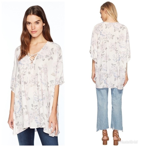 Show Me Your Mumu Peta Lace-Up Floral Tunic Top - Picture 2 of 6